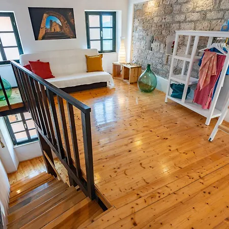 Appartement Yellow House